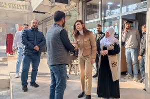 Hevşaredar Bucak li Cadeya Sakaryayê serdana esnafan kir