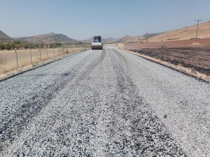 33 kîlometre rêya navbera Hezro û Qulpê hat asfaltkirin