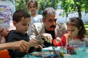 K&uuml;rt Dil Bayramı etkinliğinde &ccedil;ocuklar doyasıya eğlendi