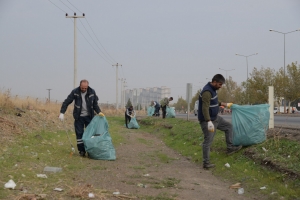 Kent girişleri temizleniyor