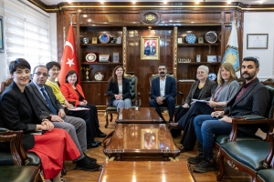 Şandeya Delegasyona YE ya Tirkiyey&ecirc; serdana Şaredariya Bajar&ecirc; Mezin kir