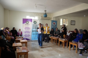 Li Hênê xebata hişyariyê ya ji bo penceşêra pêsîrê