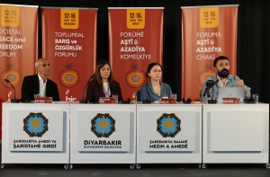 Di panel&ecirc; de sedem&ecirc;n xizaniy&ecirc; &ucirc; r&ecirc;baz&ecirc;n &ccedil;areseriy&ecirc; hatin nirxandin