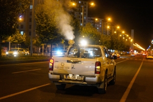 Gece ilaçlama çalışmaları başladı