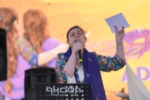 Hevşaredar Bucak: T&ecirc;koş&icirc;na bir&ecirc;xistinkir&icirc; ya jinan d&ecirc; di avakirina civaka azad de diyarker be