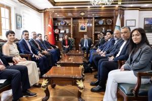 Hewl&ecirc;r ve Duhok valilerinden DBB&rsquo;ye ziyaret