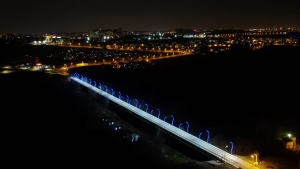 Üniversite Köprüsü ışıl ışıl