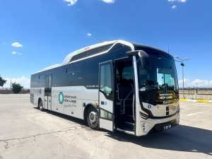 Bi waştişê şarî di xetê otobusî yê neweyî îlawe bîyî