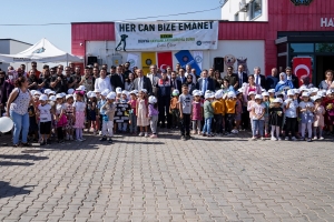 Sekreterê Pêroyî yê Şaredarî Çıftçı gedeyî reyde Banê Miqatebîyayişê Heywanan ziyaret kerd