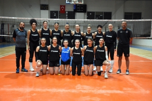 Tîma Voleybolê ya Jinan a Şaredariya Bajarê Mezin ji bo lîga 1 amade ye