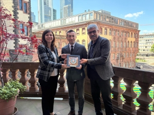 Co-Mayor Bucak Visits Frankfurt Municipality