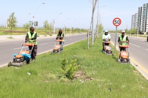 Günlük 150 bin metrekarelik yeşil alanda çalışma yürütülüyor