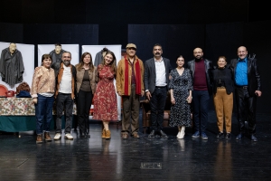 Eşbaşkanlar &lsquo;B&ecirc;r&ucirc;&rsquo; oyununu izledi