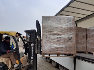 Büyükşehir Belediyesi’nden Elazığ’a gıda yardımı devam ediyor