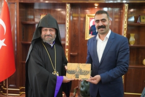 The Second Patriarch of the Armenians of Turkey visited Co-Mayor Doğan Hatun