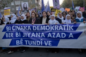 Hevşaredar Bucak tevî meşa 25’ê Mijdarê bû