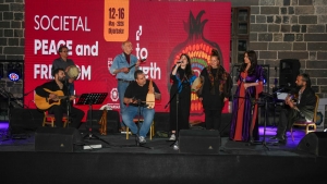 Forum&ecirc; Aşt&icirc; &ucirc; Azad&icirc;ya Komelk&icirc;ye bi Konser&ecirc;ko Zafziwan&icirc; Qed&icirc;ya