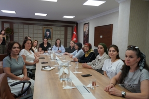 Civîna &quot;Jin di sporê de&quot; hat lidarxistin