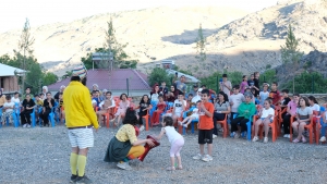 Amed de &#039;Şayîyê Gedeyan ê Dewan&#039; Dest Pêkenê