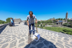 Tarihi Surlarda bayram temizliği