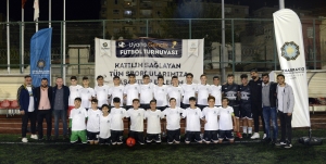 “Uyanış Gençlik Futbol Turnuvası&quot; başladı
