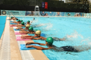 Zarokan havîneke xweş li dibistanên sporê borand