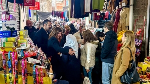 Hemşaredaran Esnaf&ecirc; &Ccedil;arş&icirc;ya Aşef&ccedil;&icirc;yan Z&icirc;yaret Kerd