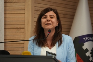 Hevşaredar Bucak: Em tenê bi hev re dikarin aştiyê bi dest bixin