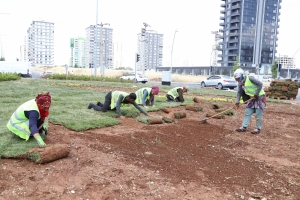 Bulvarê Necmettîn Erbakanî de xebata hêşînayî