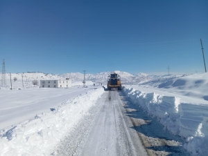 Li 17 nav&ccedil;eyan r&ecirc;y&ecirc;n gundan t&ecirc;n mal&icirc;n &ucirc; vekirin