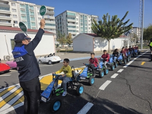 Traffic and environmental awareness training delivered to 486 pupils