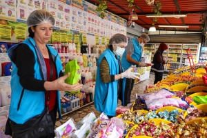 Bayram &ouml;ncesi tatlı, şekerleme ve marketlere gıda denetimi