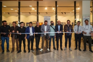 Pêşangeha “Ji Paceya Manewîyatê Diyarbekir” li dar ket