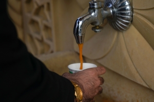 Büyükşehir Belediyesi’nden Ergani’de vatandaşlara sıcak çorba ikramı