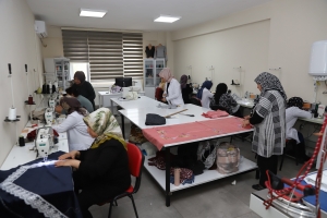 DİSMEK provides training in 15 disciplines from music to textiles