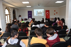 Ciwanan ji bo zarokên bi Losemî semînerek da