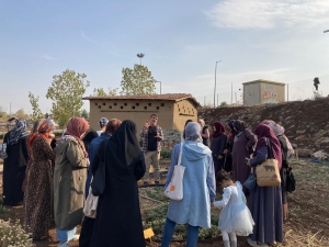 Women explore medicinal and aromatic plants first-hand