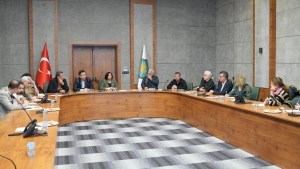 Seba Fest&icirc;vala Gastronom&icirc; ya Xoza ra Sifreyan Amadey&icirc;yan Dest P&ecirc;kerd