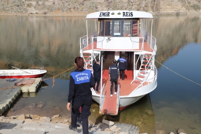 Eğil'de fosil yakıtlı tekne taşımacılığı sonlandırıldı - Diyarbakır  Büyükşehir Belediyesi