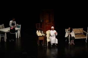 Zazaca “Niwêş Niwêşi” oyunu tiyatroseverlerle buluştu