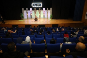 Yazar Vehbi Vakkasoğlu Diyarbakırlılarla buluştu
