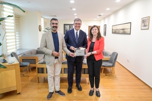 Eş Başkanlardan İzmir Büyükşehir Belediyesine ziyaret